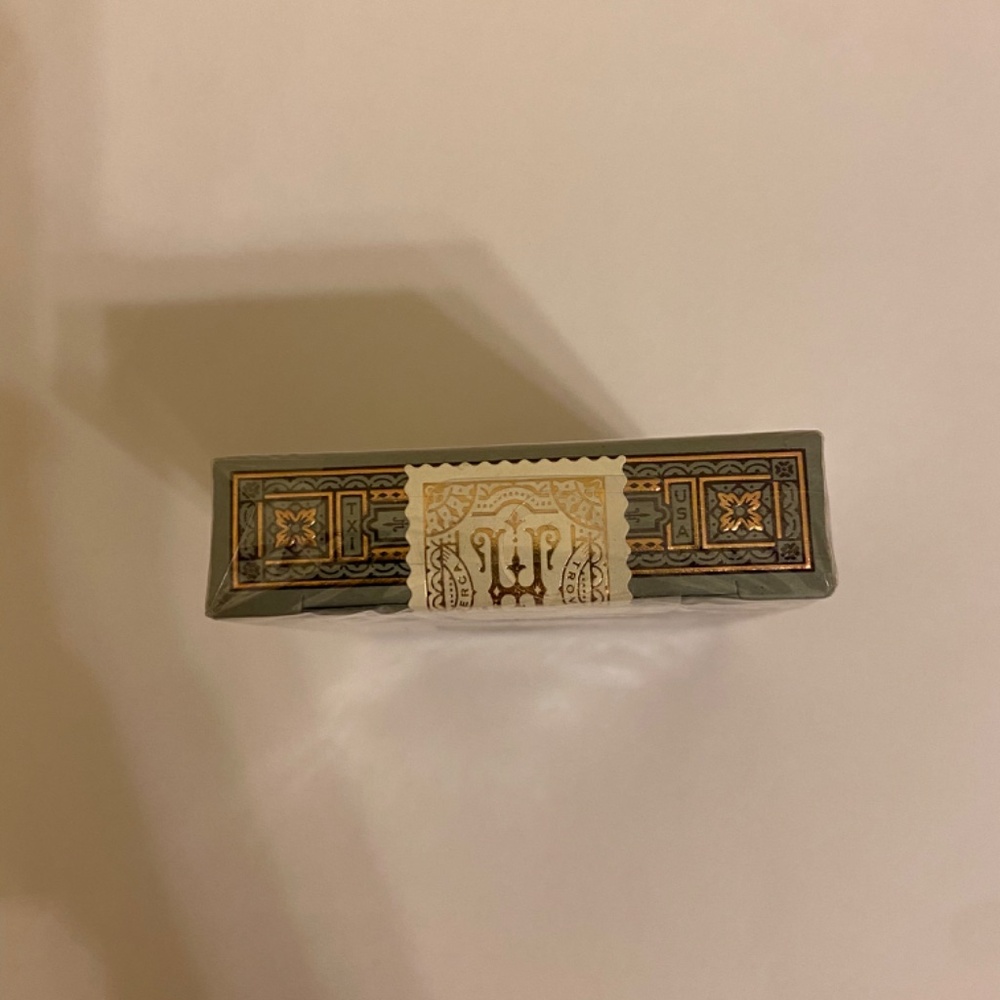 Hudson Premium Playing Cards - Picture 5 of 6